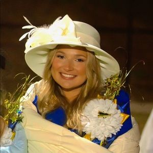 Meet your Posher, Lily